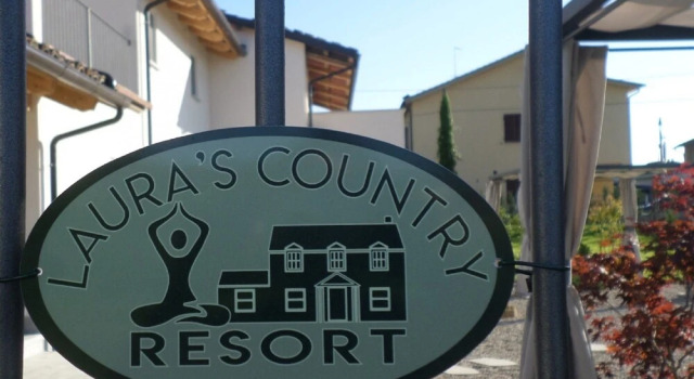 Laura's Country Resort