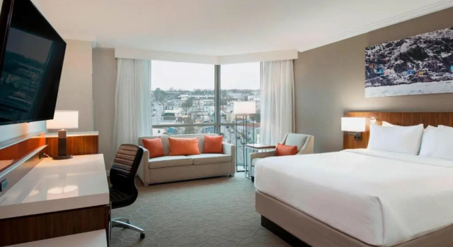 Двухместный номер Standard Delta Hotels by Marriott St. Johns Conference Centre