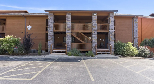 Ozark Escape at the Pointe, Забронировать Отель Бизнес-отели Table Rock Lake, 4* 5*