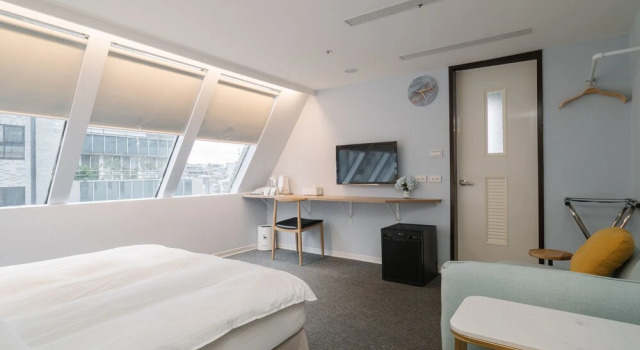 Двухместный номер Deluxe с видом на город 406 Inn — Female Dormitory (отель для женщин)