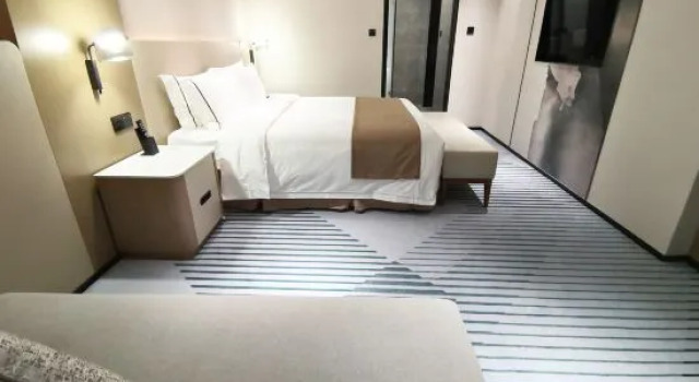 Люкс Deluxe Shenzhen Dejin ConventionInternational Hotel