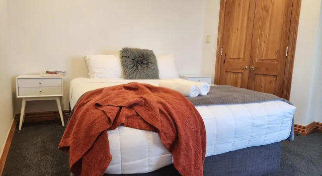 Апартаменты с 4 комнатами с балконом U Suites on Courtenay