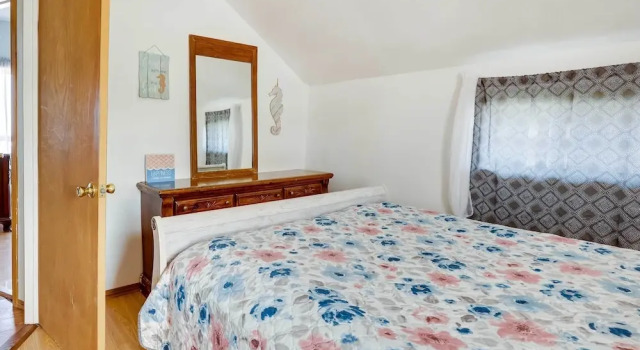 Коттедж Waterfront Lake Erie Vacation Rental on the Strip!