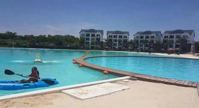 Luxury Apartment - The Blyde Crystal Lagoon, Забронировать Апартаменты/квартира Отели Tshwane с бассейном, Бассейн