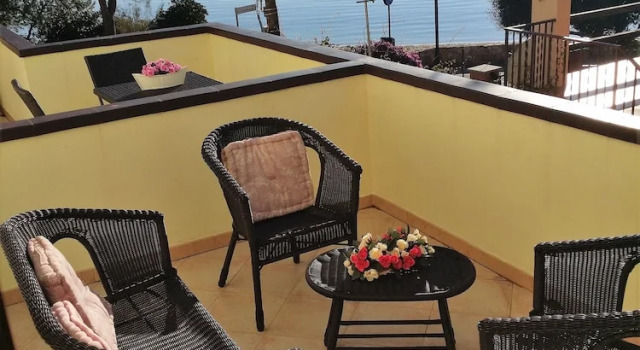 Четырёхместный номер Standard с балконом и с видом на море Hotel Tabby