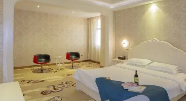 Люкс Business Xiangjiang International Hotel