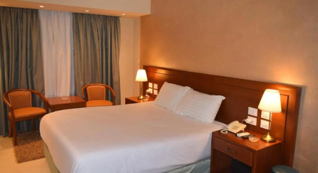 Omar El Khayam Al Minya Hotel, Buchen Sie Hotel El Minya Ägypten