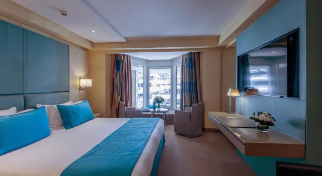 Номер Superior с видом на гавань Port Palace