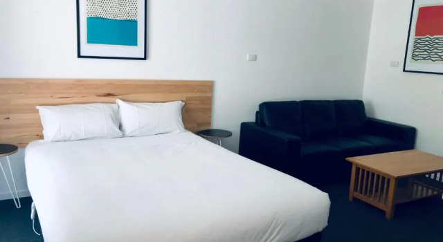 Семейный номер Standard Bright Avenue Motor Inn