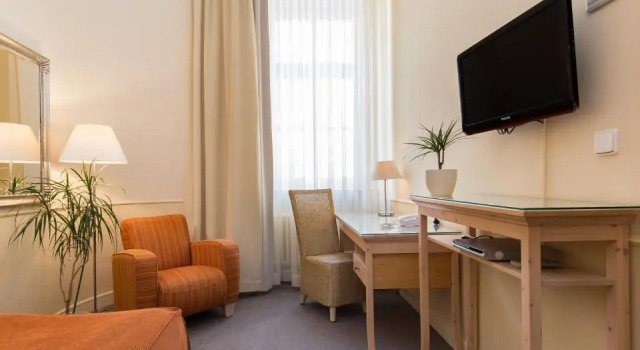O podwyższonym standardzie jednoosobowy pokój Unitas Hotel