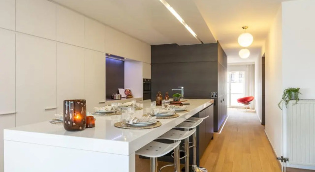 Апартаменты Modern Apartment at the Beach With Parking