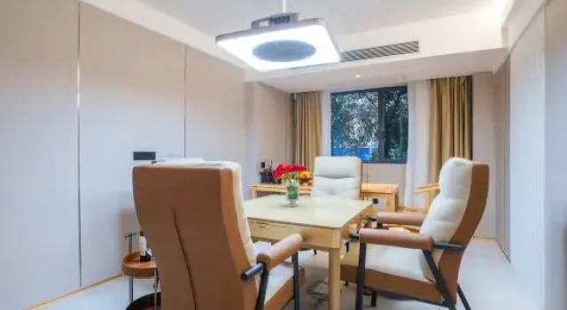 Люкс Hofete Hotel (Xishuangbanna Jinghong Gasa Airport Sunac International Resort Branch)