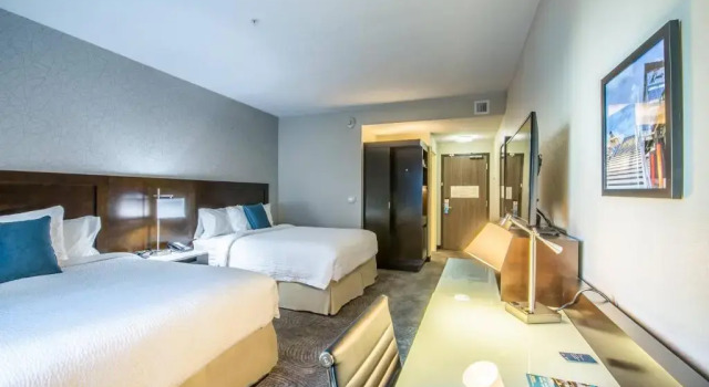 Четырёхместный номер Standard с видом на город Fairfield Inn & Suites by Marriott Denver Downtown
