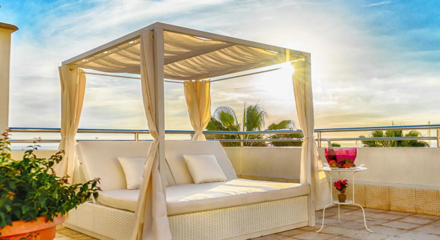 Spacious holiday home in Playa de las Americas with pool, Book Hotel Hotels in Tenerife with Parking, Parking