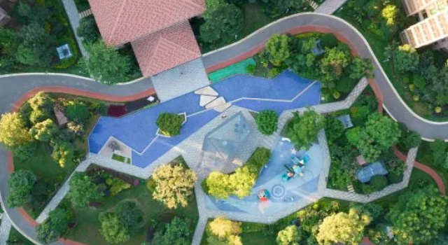 Youxi Resort Hotel (Fuxian Lake Cambrian Happy World）, Prenota Resort Hotel a Yunnan con parcheggio, Parcheggio