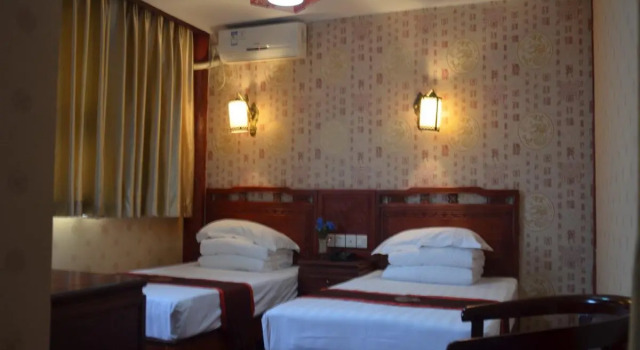 Двухместный номер Standard Qianmen Courtyard Hotel
