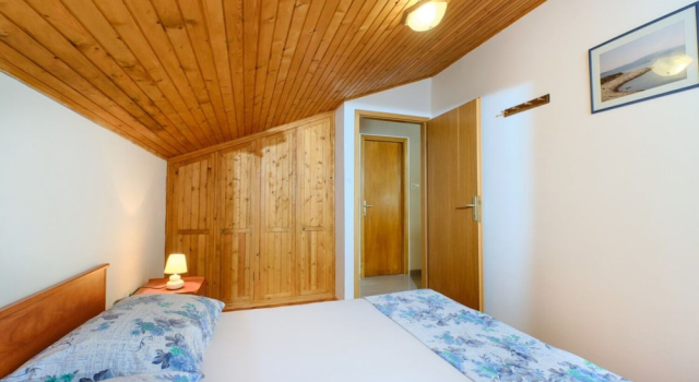 Apartment Luce, Забронировать Апартаменты/квартира Отели Мали-Лошиня с парковкой, рядом с Автобусный вокзал Mali Losinj, Парковка