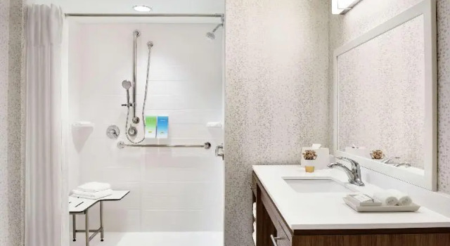 Четырёхместный номер Standard Home2 Suites By Hilton Overland Park, Ks