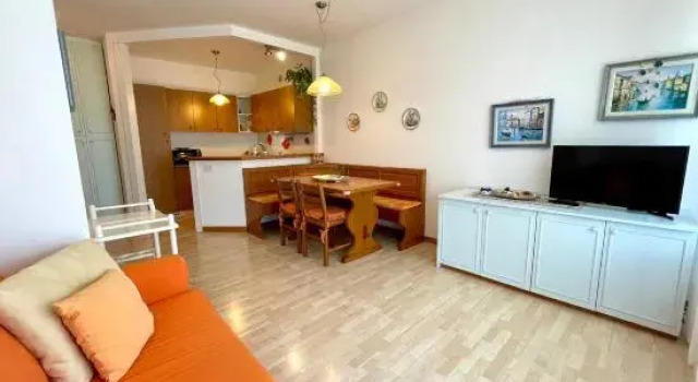 Апартаменты Beachfront Flat With a Stunning Terrace