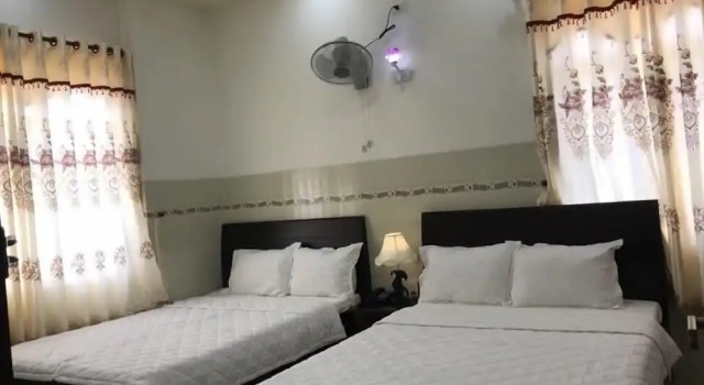 Четырёхместный номер Standard Ngọc Nam Hotel