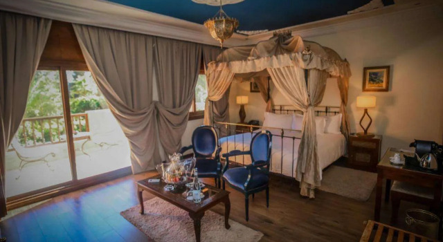 The Red House, Забронировать Отель Отели Марракеш-Тенсифт-Эль-Хауз с парковкой, Парковка