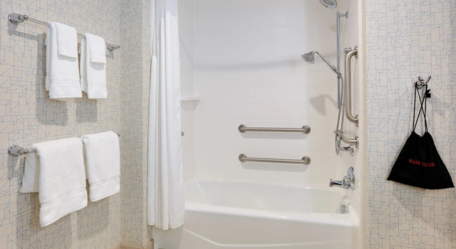 Двухместный номер Standard Holiday Inn Express & Suites DALLAS PARK CENTRAL NORTHEAST by IHG