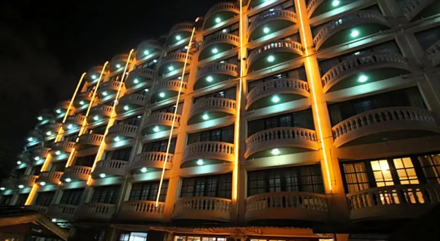 Двухместный номер Standard Yangon International Hotel