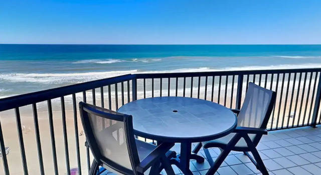 Towers Ten #801 by Distinctive Beach Rentals, Забронировать Апартаменты/квартира Дейтона-Бич Daytona Beach Area, рядом с Церковь для автомобилей в Дейтона-Биче