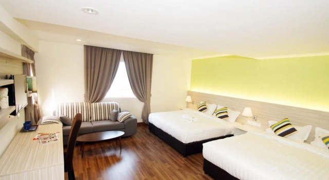 Good Luck Inn