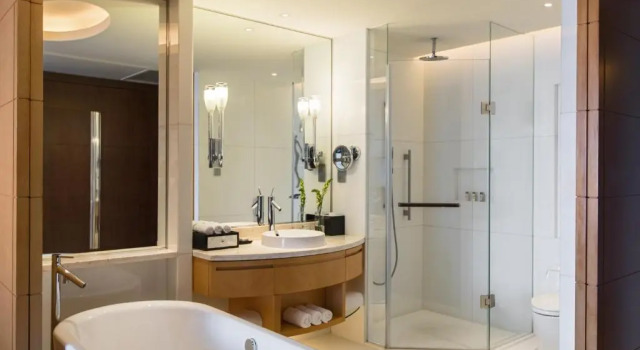 Двухместный клубный номер Standard Renaissance Shanghai Putuo Hotel