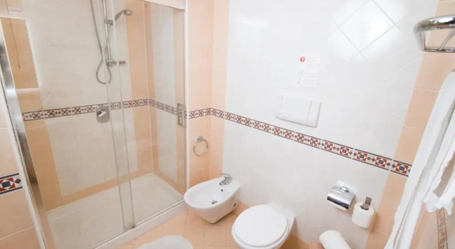 Двухместный номер Economy с балконом Hotel Rivage