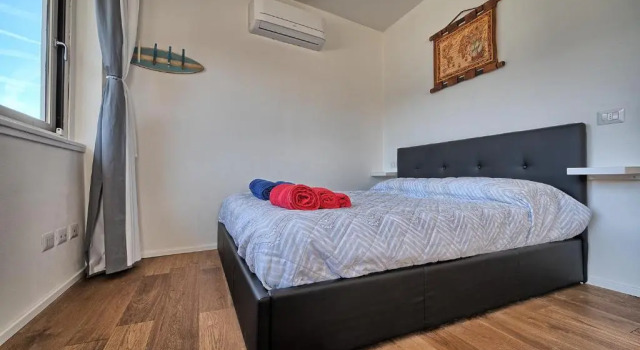Апартаменты с балконом Marina Apartments