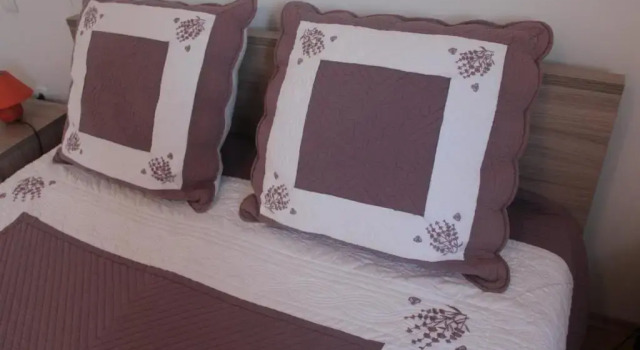 Villa Iris Apartments