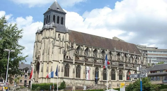 Appart cosy basilique et carmel, Забронировать Апартаменты/квартира Лизьё 