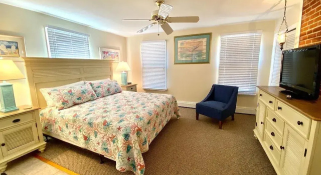 Henlopen Avenue 5