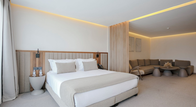 Suite Deluxe NearYo Hotels