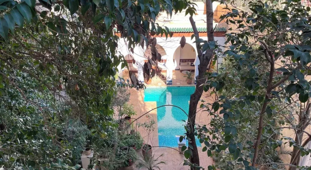 Двухместный номер Standard с балконом и с видом на бассейн Riad Hanael Garden & Spa
