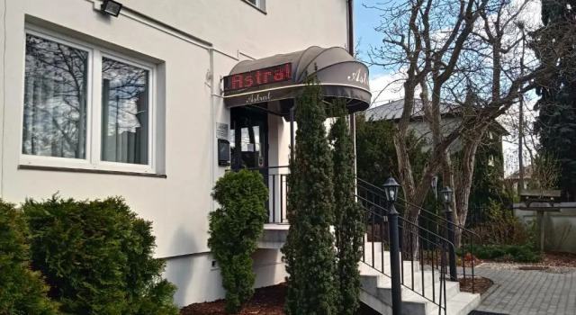 Astral, Réserver Hôtel Raszyn Varsovie
