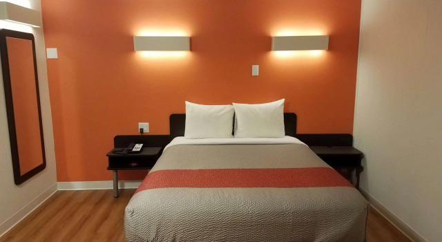Motel 6 Cranbrook, BC