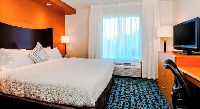 Двухместный люкс Fairfield by Marriott Wilkes-Barre
