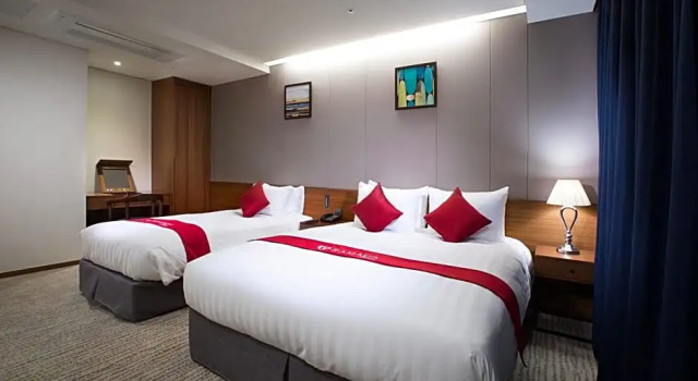 Двухместный люкс RAMADA Jeonju Hotel