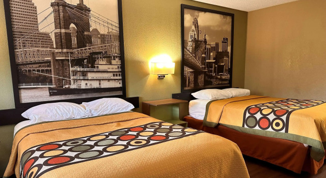 Super 8 by Wyndham Cincinnati/Springdale OH