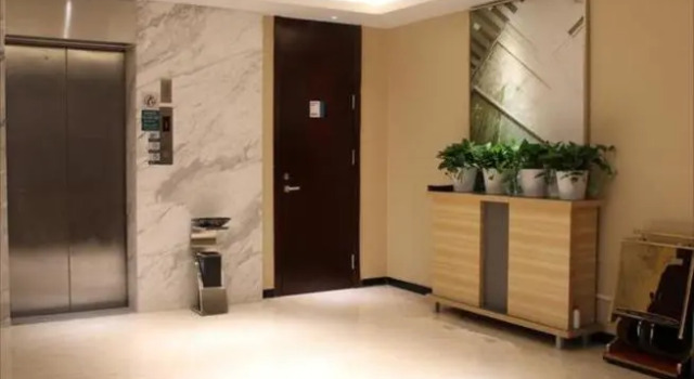City Comfort Inn Baise Jingxi Caifu Plaza, Boek Hotel Jingxi Guangxi