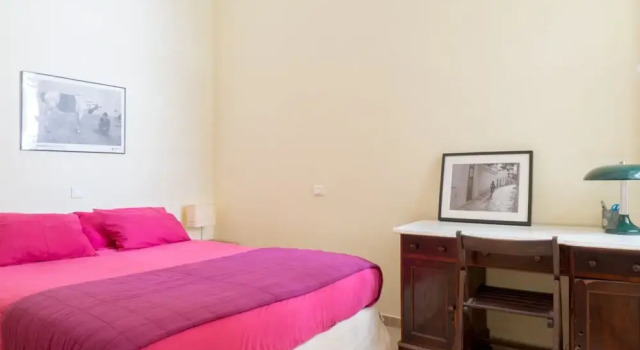 Secret Garden, 3br, Cozy and Quiet Athens Gem, Забронировать Отель Афины Острова Саронического залива - Аттика, рядом с Theocharakis Foundation