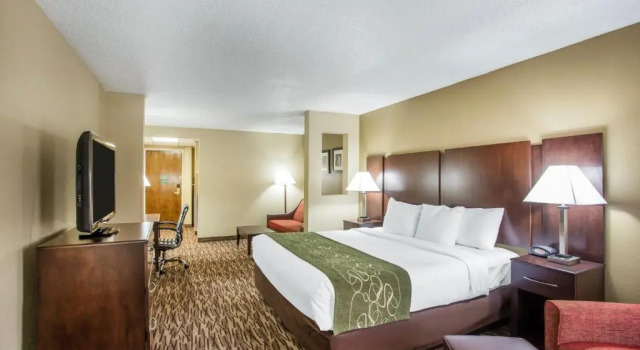 Двухместный номер Standard Comfort Suites Lebanon