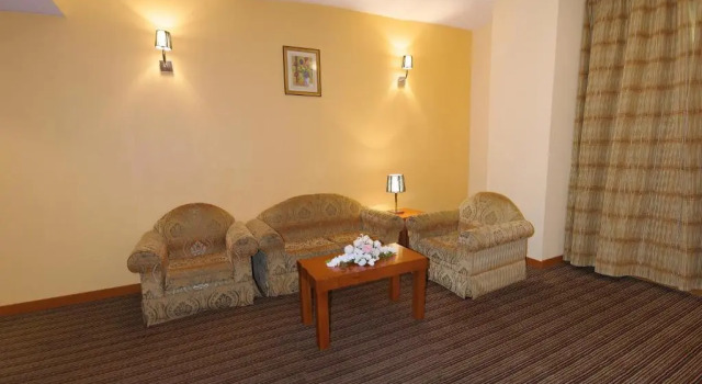 Люкс Premier Al Massa Plus Hotel