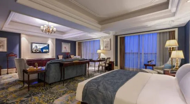 Dwuosobowy suite Dragon Dream Hiotel