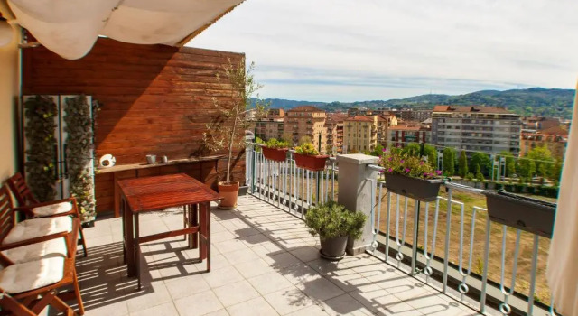 Attico con Vista, Varaa Hotelli Torino Piemonte