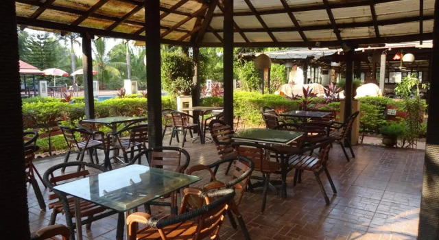 Sun City Resort, Foglalás Üdülőközpont Baga North Goa
