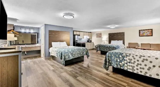 Люкс Econo Lodge Kingsport East